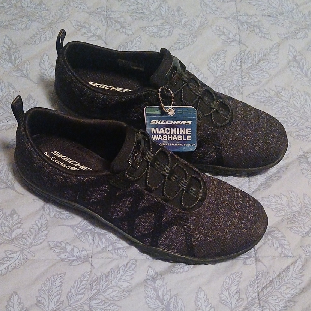 Skechers Black Air-Cooled Memory Foam Sneakers Size 7 1/2